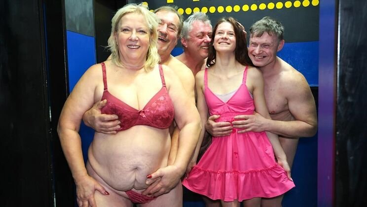 Group Mams - Murkovski Showl - Dave Heart - Samantha Tits - Bobby Vitas - Rosa Sweetheart - Granddads secret fuckclub / 02.02.2026